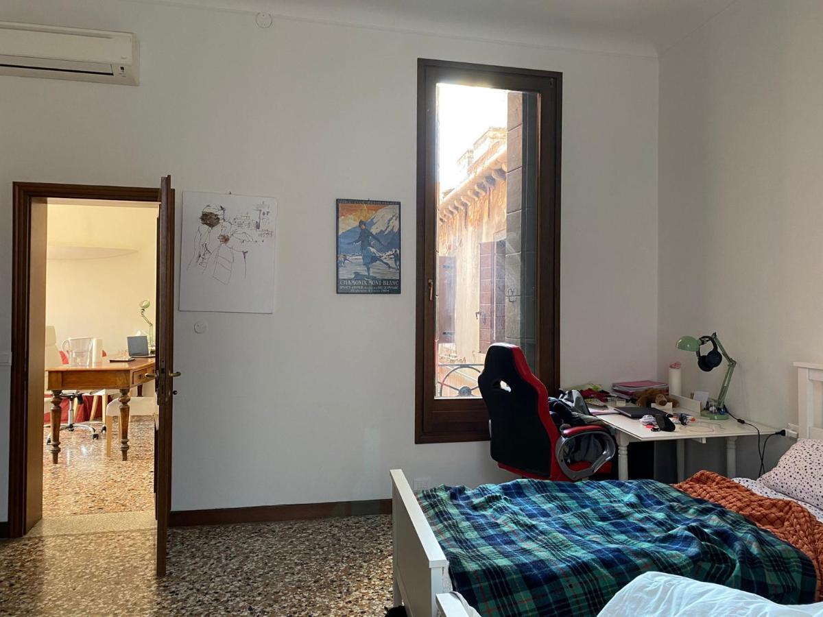 Appartamento Al Centro Di Venezia 6 Posti Letto エクステリア 写真